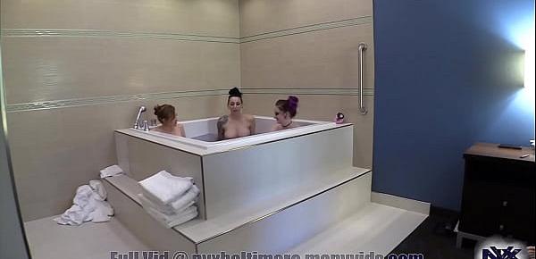  Family Hot Tub Teen Orgy